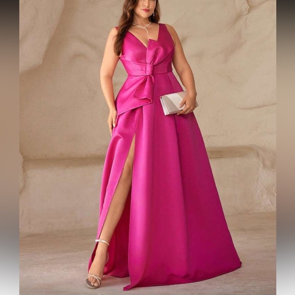 Dresses & Skirts - Fuchsia V-Neck Satin Evening Gown with Draped Bow and Slit